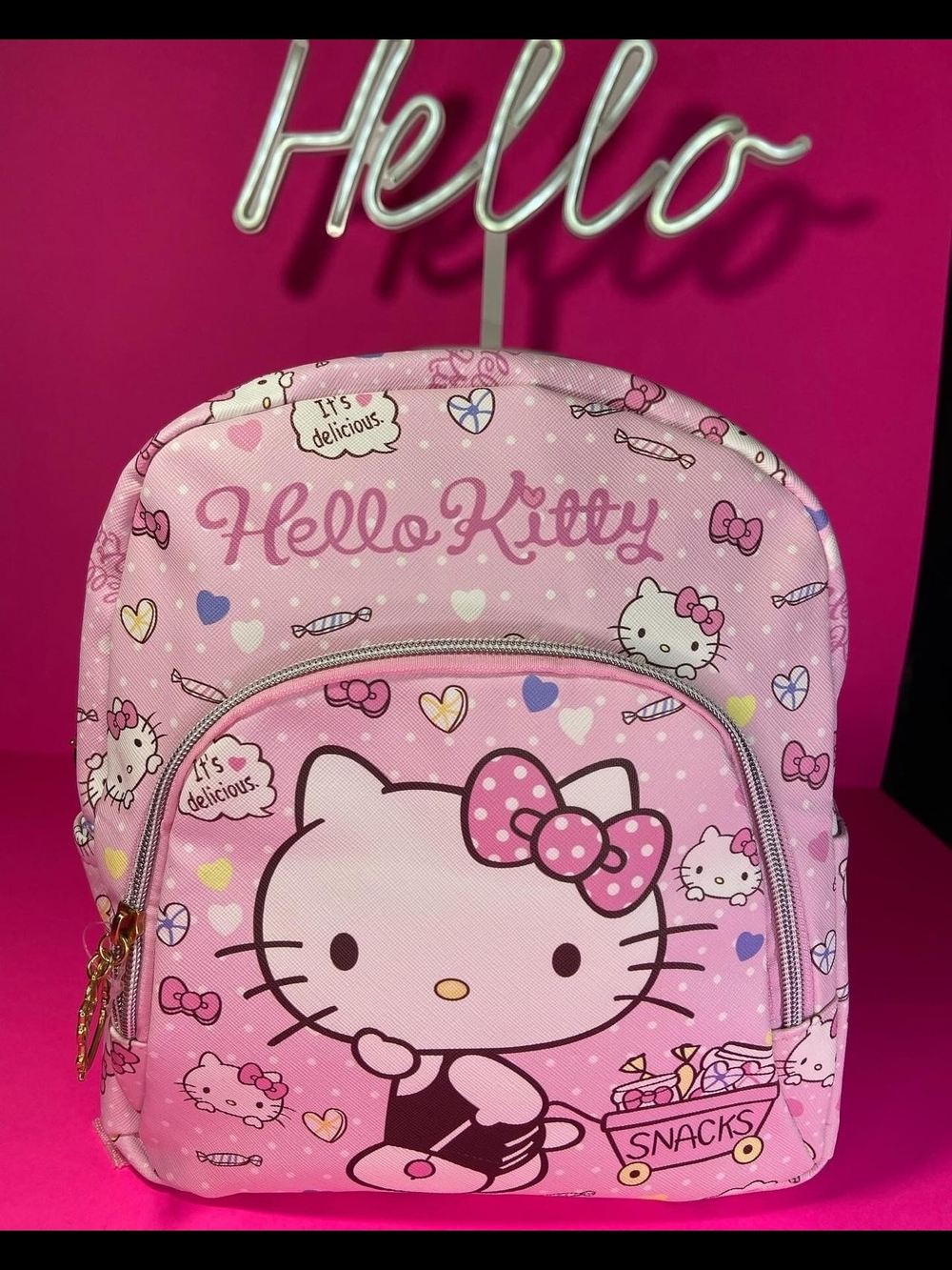 Hello Kitty Backpack - Picture 4 of 5